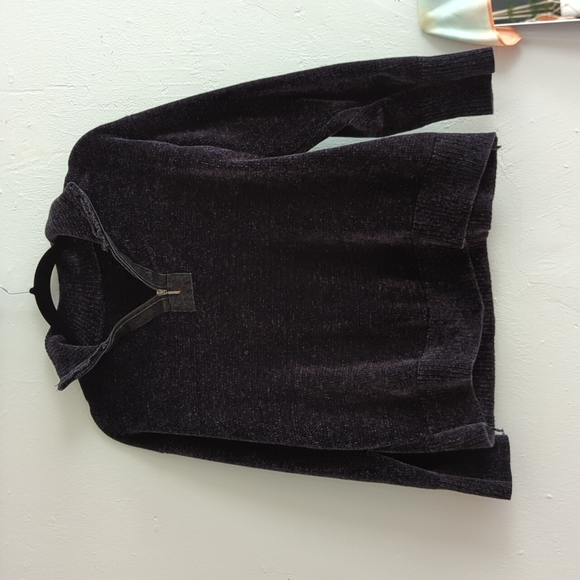 Black 1/4 Zip Sweater - Picture 1 of 4